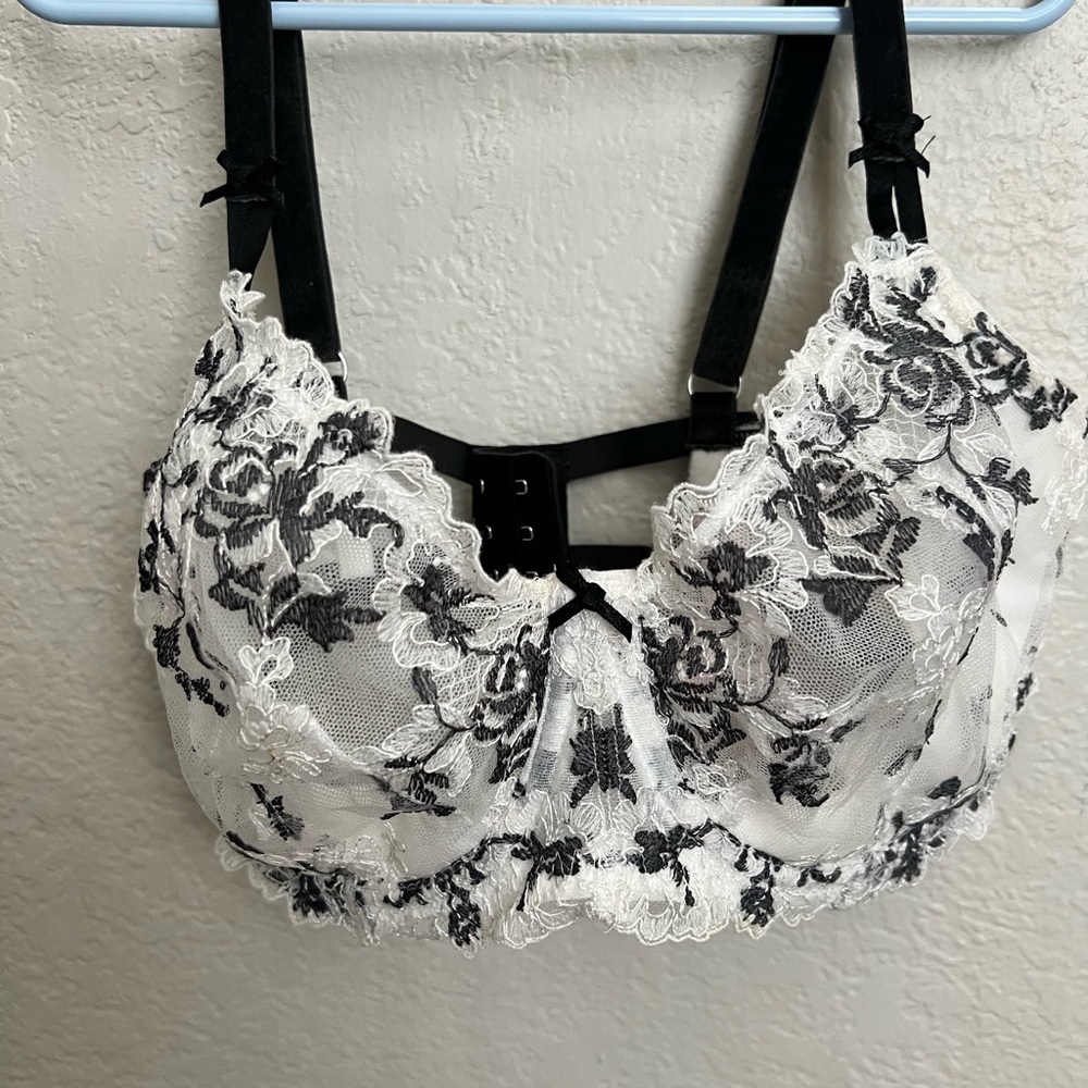 Victoria's Secret White Bra with Black Floral Lace Overlay